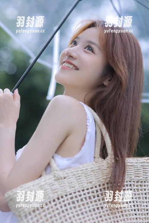 17吃瓜中心网：视频新秀，谁能在瓜田里‘逆袭’？