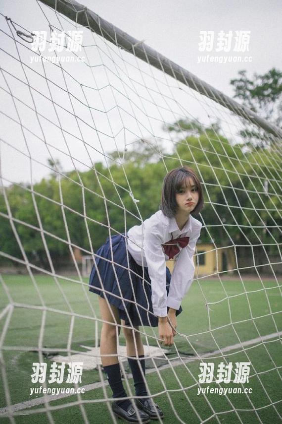 17吃瓜网，那个让你免费追八卦、不用回血的地方