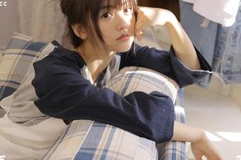 hppts://51cg.fun苹果版，你准备好在这波吃瓜浪潮中漂流了吗？
