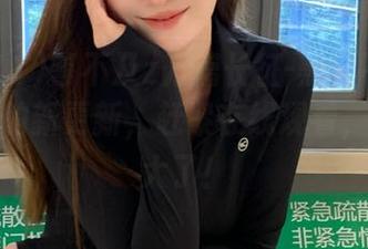 等不及z万篇长征-黑料不打烊zztt11的新更新，赶紧在线观看，这瓜太大了！