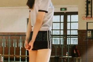 首页热搜：zztt11每次更新，我的肚子跟着想瘦都瘦不下去！
