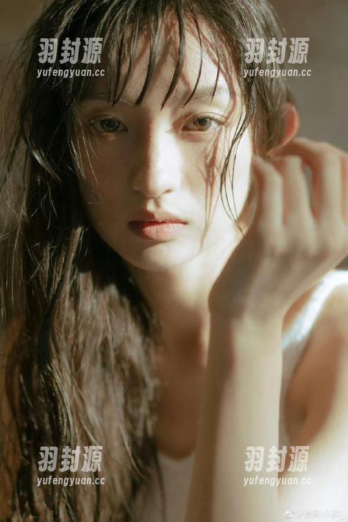 这个瓜真好！www.zzzttt333的资源让你欲罢不能，不信你来试！
