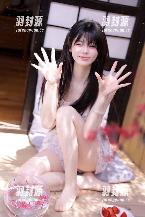 最新“九一黑料”兑换码模式，让你瓜田里不走弯路，全场野菜发送中！