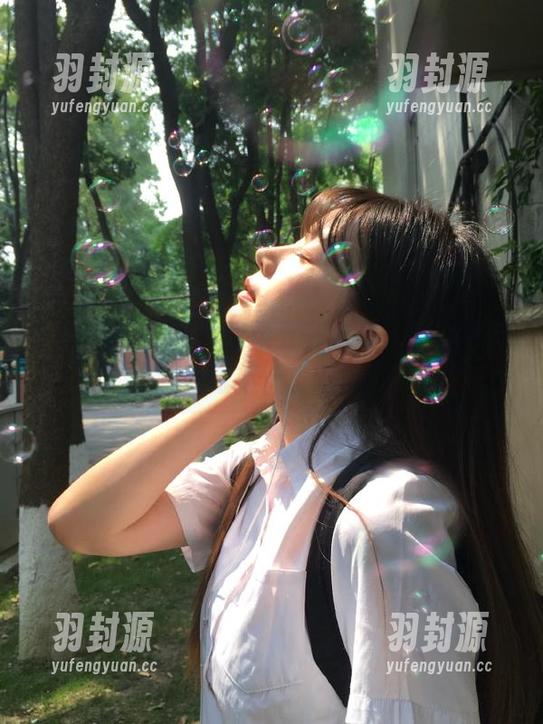再不登录五一吃瓜，娜娜的节奏跟不上了吧！