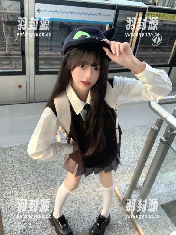 我在‘人人吃瓜网’观看吃瓜的同时，世界都静止了！