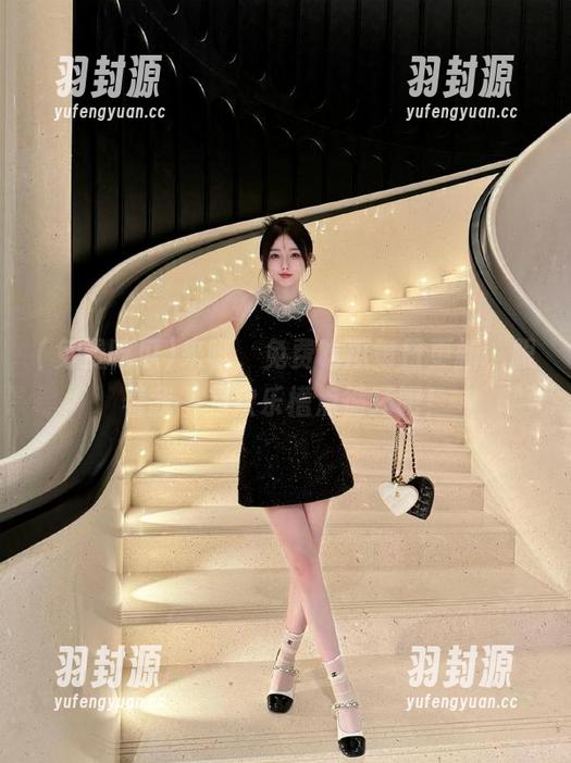 来呀，免费吃瓜每日更新，跟着我一起欢乐槽点循环吧！