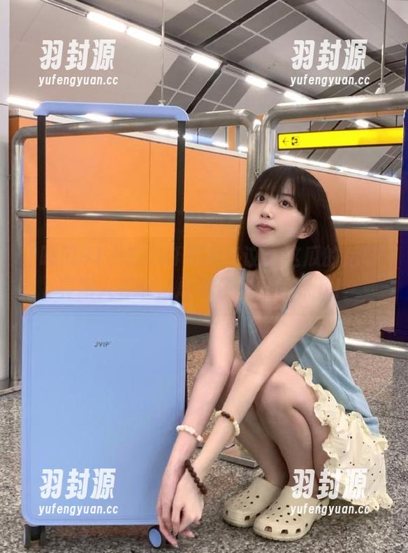 吃瓜91最新热议：这瓜的后味真耐人寻味，忍不住想再回味下！