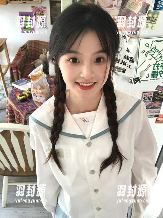 www.51cg.fun吃瓜网苹果版上线，边看边说话的年纪就是现在，吵起来吧！