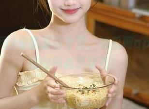 分享瓜场生活，吃瓜网app带你兜兜转转更精彩！