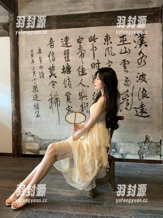 想知道今天的热瓜吗？来17c吃瓜网传送门，轻松穿越无间道！