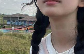 土豪都瞧不上，但吃瓜网站里的免费瓜你千万别错过，快到百度贴吧冲啊！