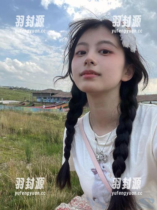 土豪都瞧不上，但吃瓜网站里的免费瓜你千万别错过，快到百度贴吧冲啊！