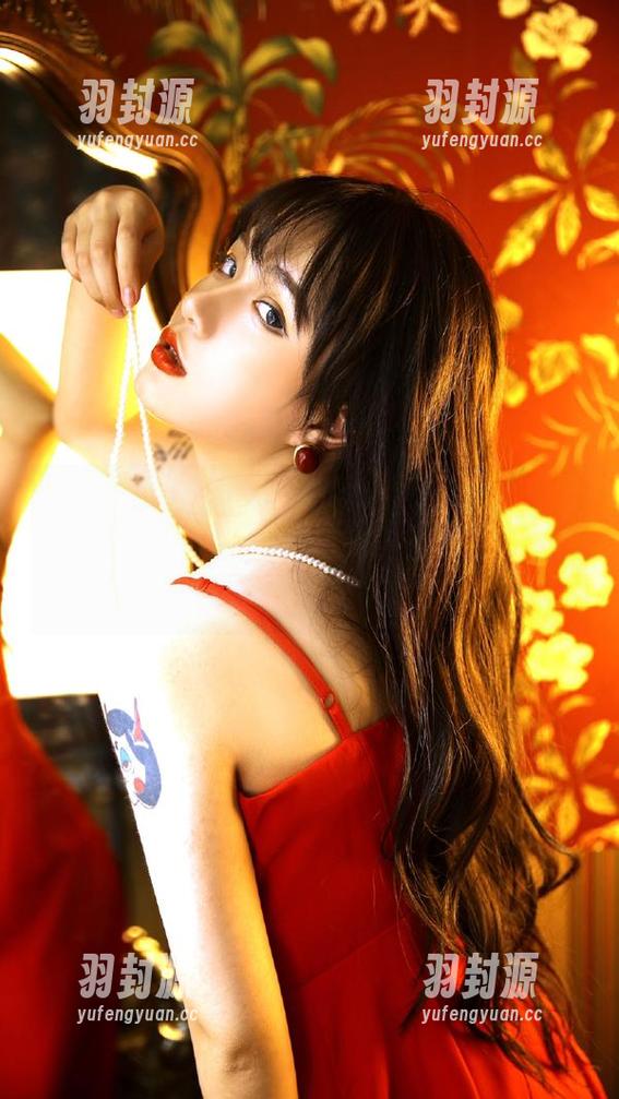 吃瓜女孩挂机神器！“吃瓜黑料网页”的新线路我可是从未见过的啊，悠哉游哉。