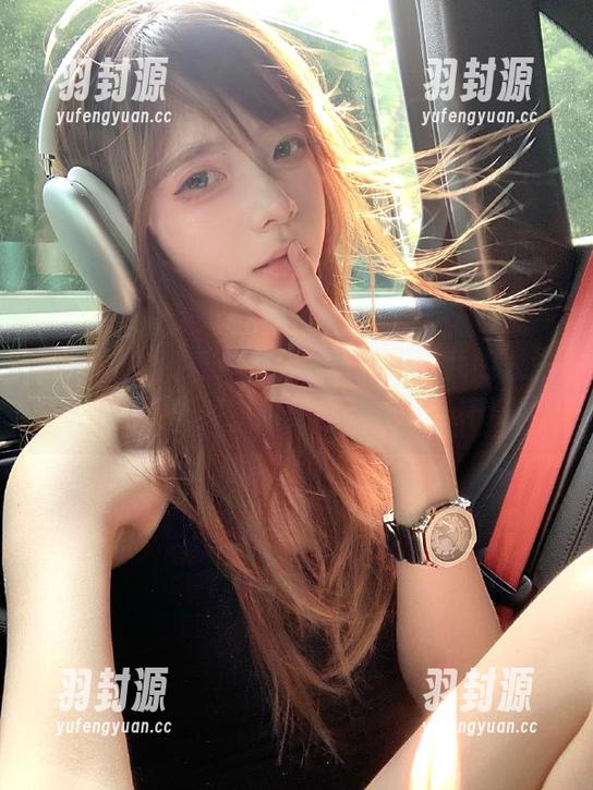 每当观看娱乐718，我的人生都充满了未知，感觉自己被八卦环绕！