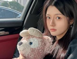 明星黑料：听说这些八卦，居然是免费试玩的？