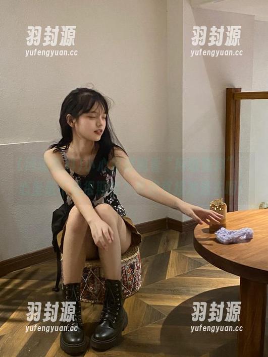 小心翼翼观看“网曝黑料”，心里是不是很期待？真想直接冲进去啊！