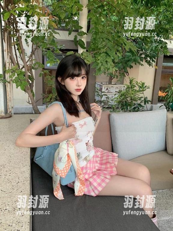 晚上11点的黑料不打烊tttzzz网址入口，保准你欲罢不能
