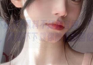 黑料不打烊官网：下载啥都行，只要不下载你前任的回忆！