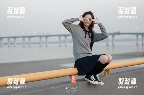 拿好你的瓜子，黑料正能量官网就是传送门，带你走进这个无底洞的奇妙世界！