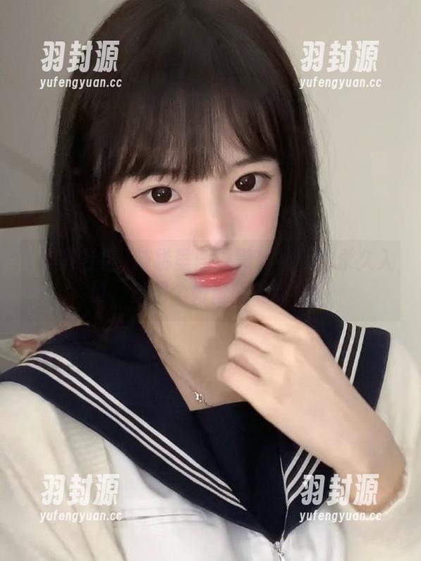 脑袋里浮现黑料社区的永久入口，真是个好奇怪的念头！