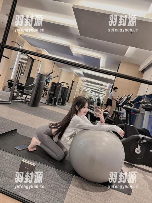 永久追踪黑料网app，瓜田里总有不一样的惊喜。