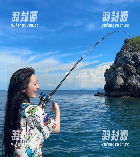 黑料网正能量苹果版又更新了，最新网址不打烊！忍不住偷瞄几眼。